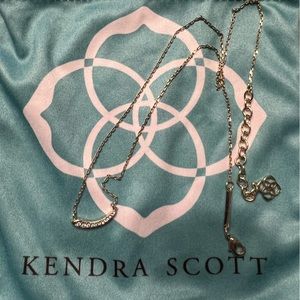 Kendra Scott pendant